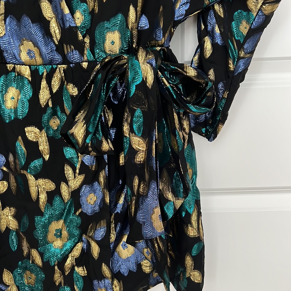 NWT Lovers and Friends mini dress - Picture 4 of 5